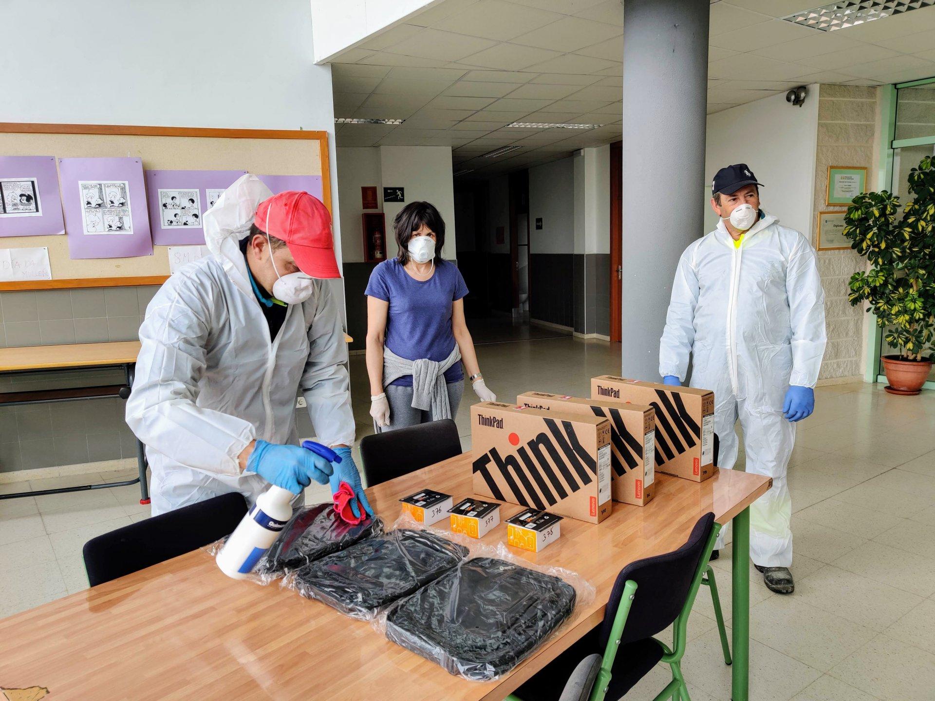Declaracion institucional de agradecimiento a vecinos y trabajadores despues de la Pandemia foto 6