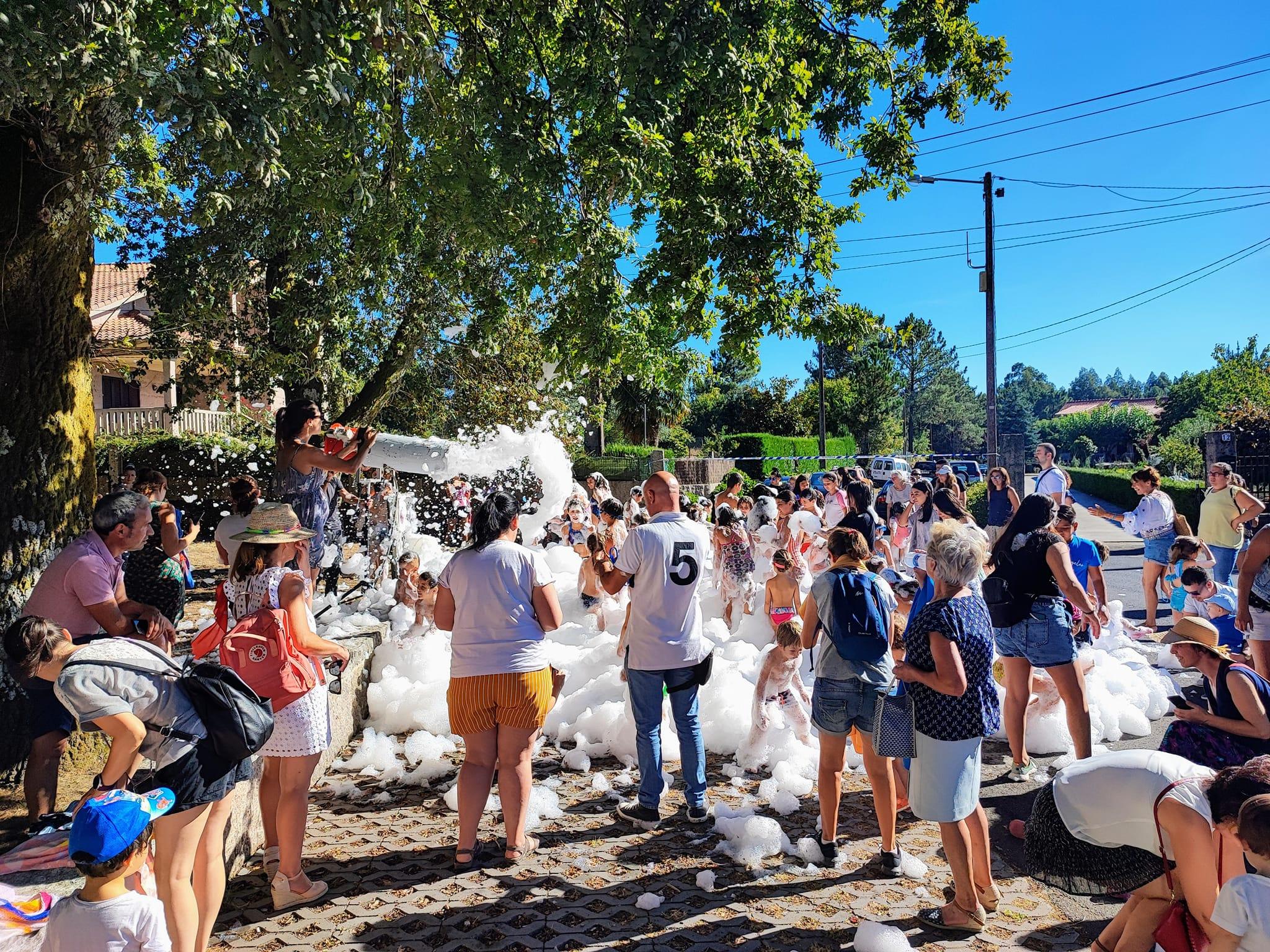 Festa da ESCUMA e INCHABLES na Sardiñada Popular do Cacharado