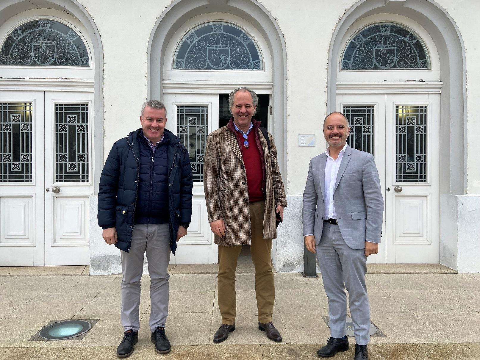 Reunión de traballo en Melgaço co Delegado de Zona Franca de Vigo e o Presidente da Cámara foto 2