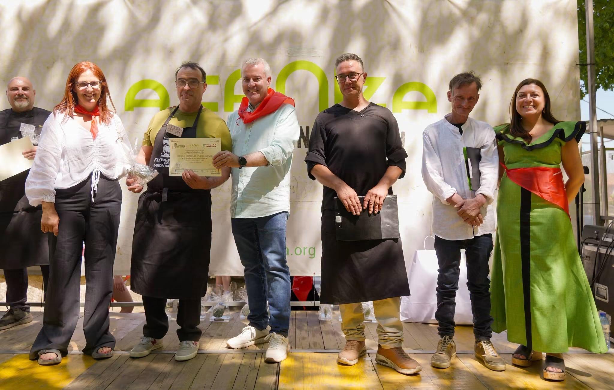 Gañadores do XI Concurso de Cortadores de Xamón celebrado o 15 de agosto na Carballeira do Cacharado