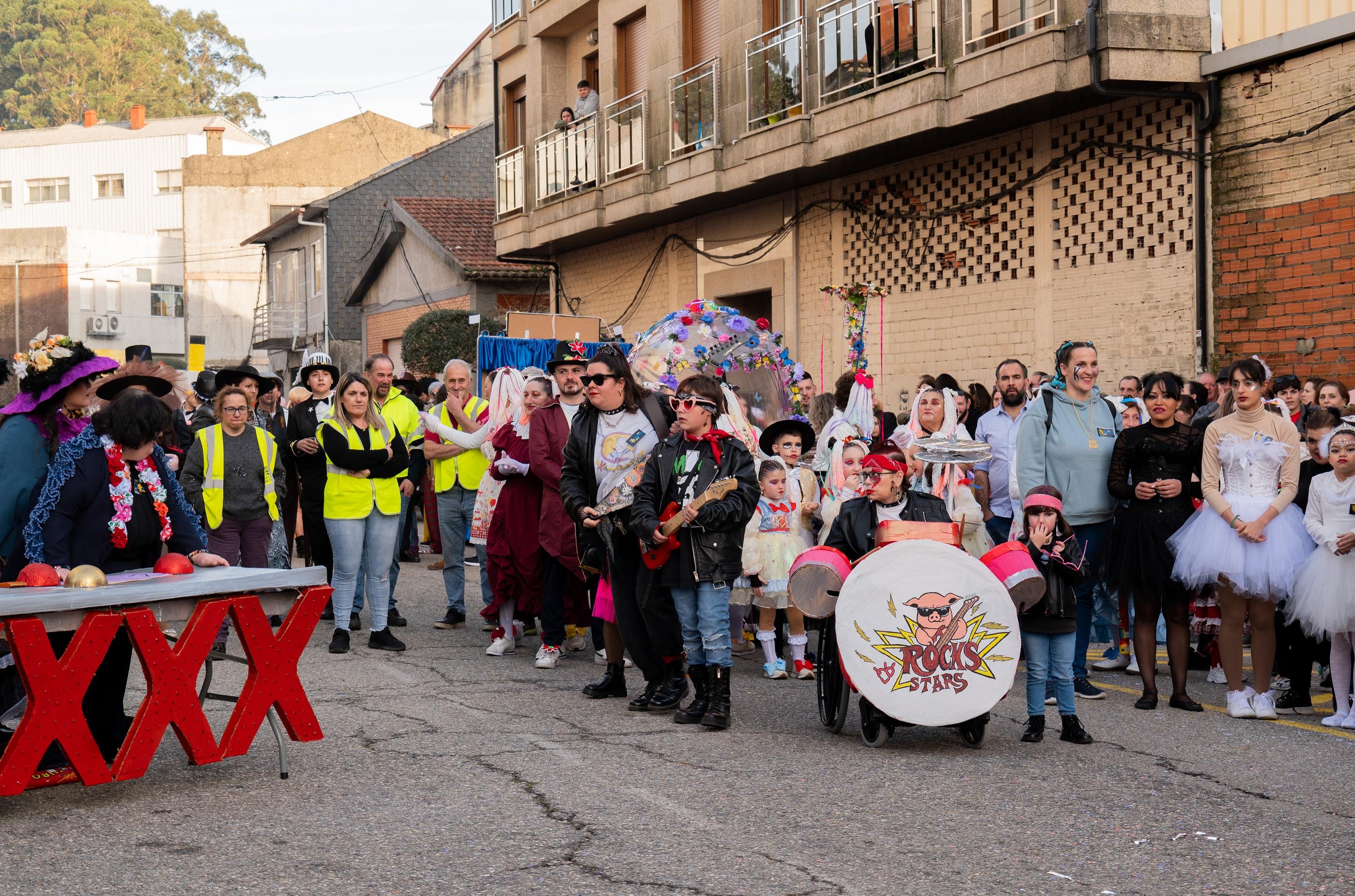 Gran éxito no Concurso de Comparsas do Entroido 2026
