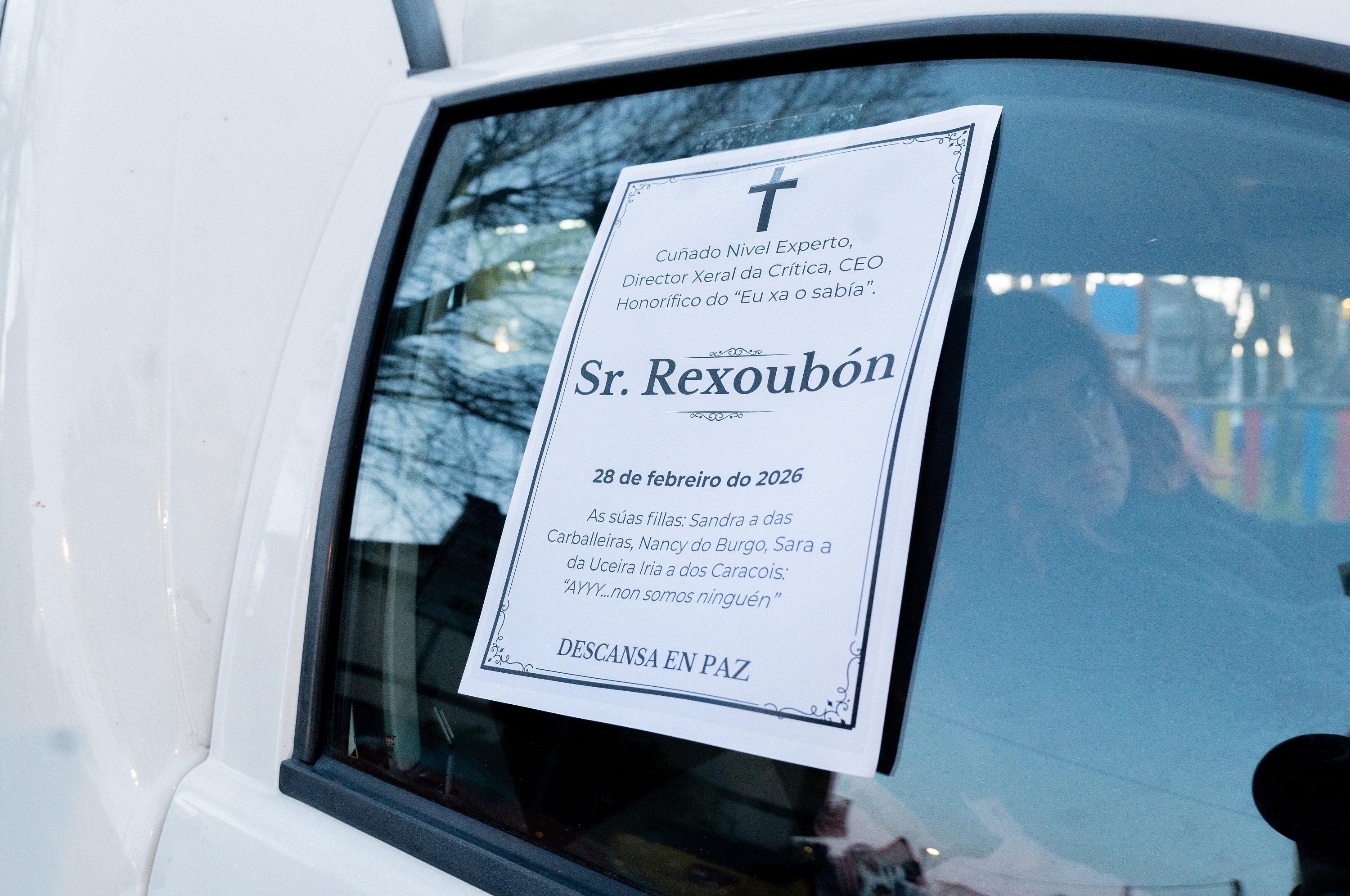 A Cañiza enterrou esta fin de semana “O Rexoubón”, poñendo o broche final ao Entroido