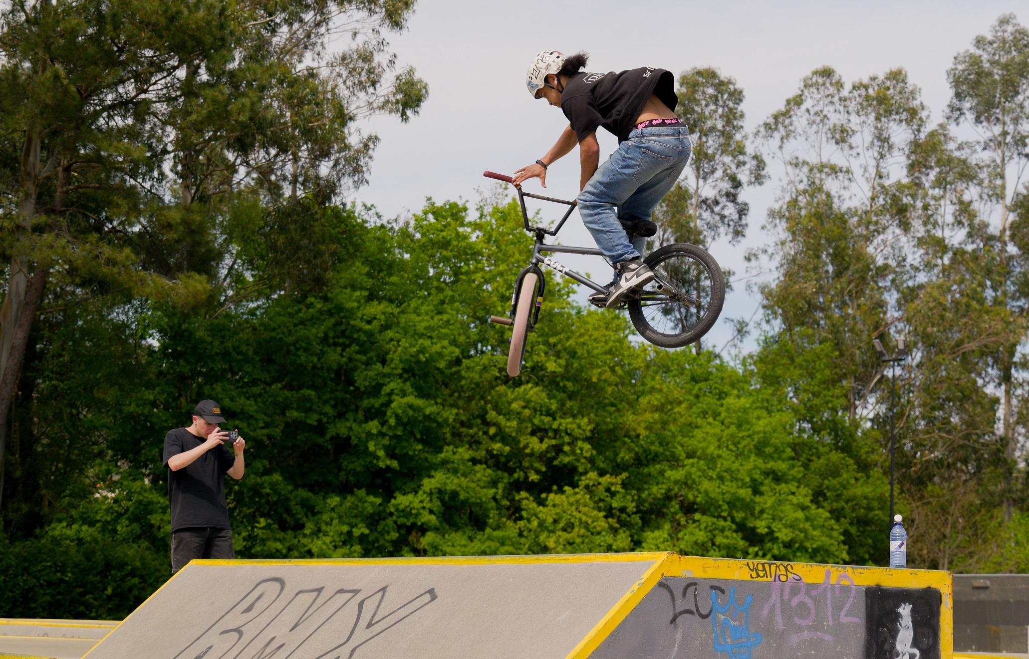 O skatepark municipal converteuse este 18 de abril en punto de encontro do BMX co “Game Of Bike LEAGUE”.