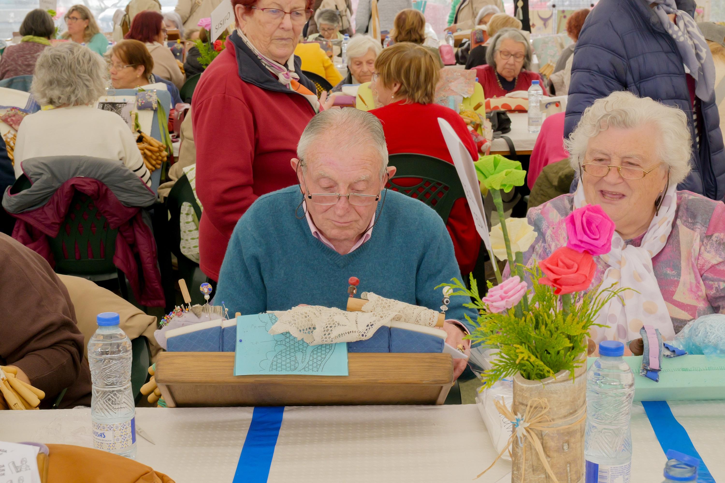 Valeixe acolleu este 19 de maio a III Mostra de Palilleiras do Concello da Caniza