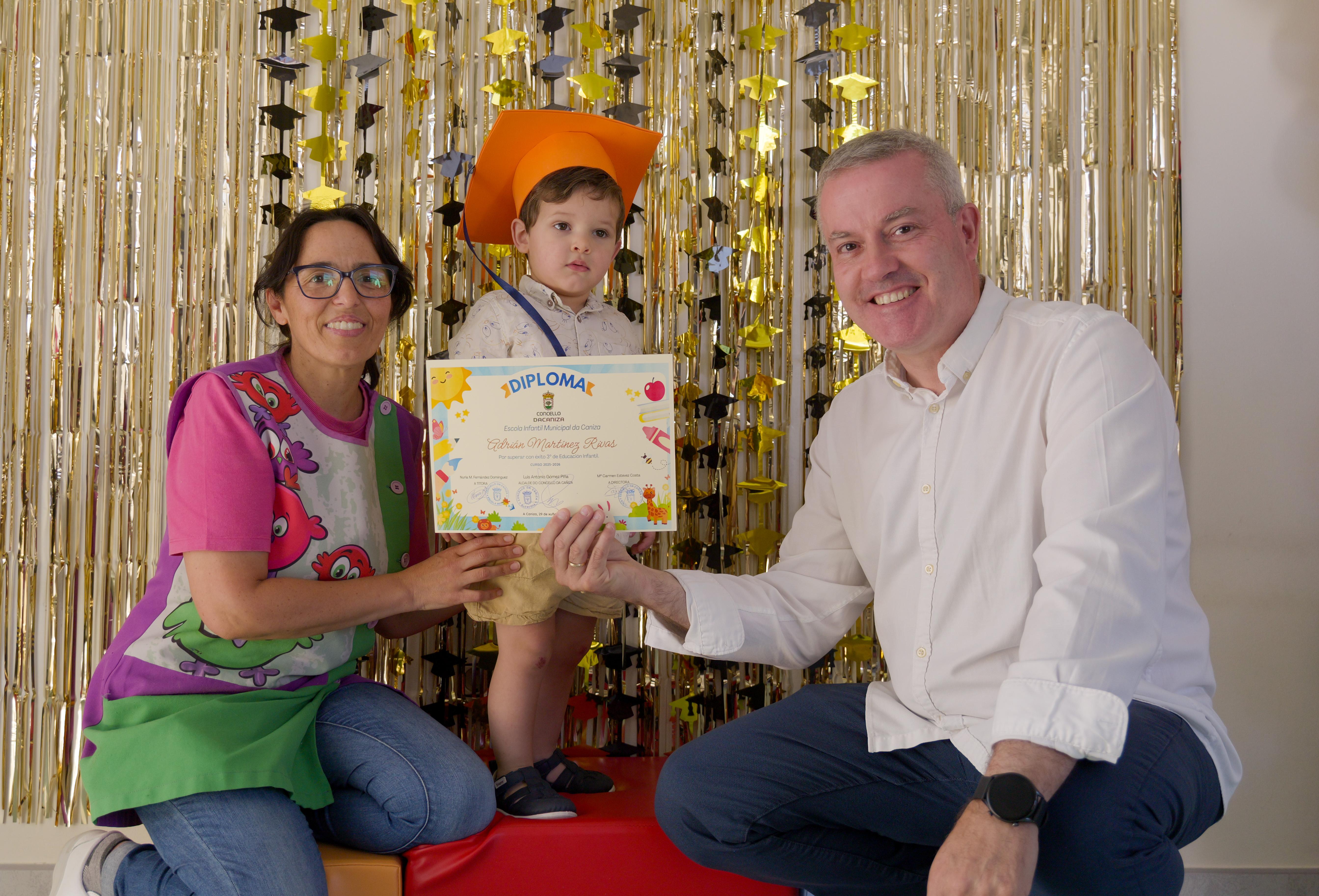 O Alcalde Luis Piña asistiu á Graduación dos alumnos de 3º curso da Escola Infantil Municipal da Caniza