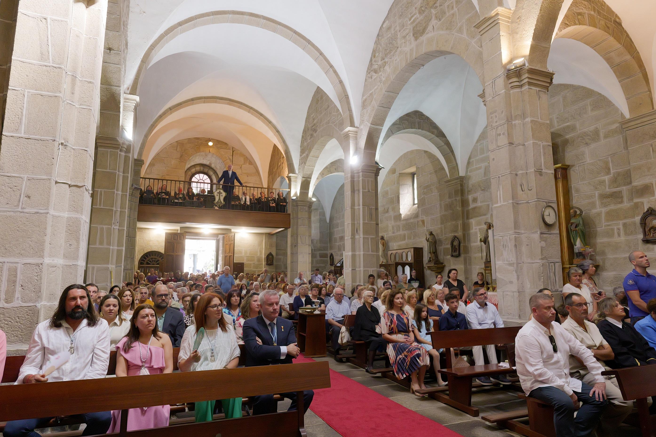 A Caniza celebra a festividade do Santísimo Cristo da Agonía
