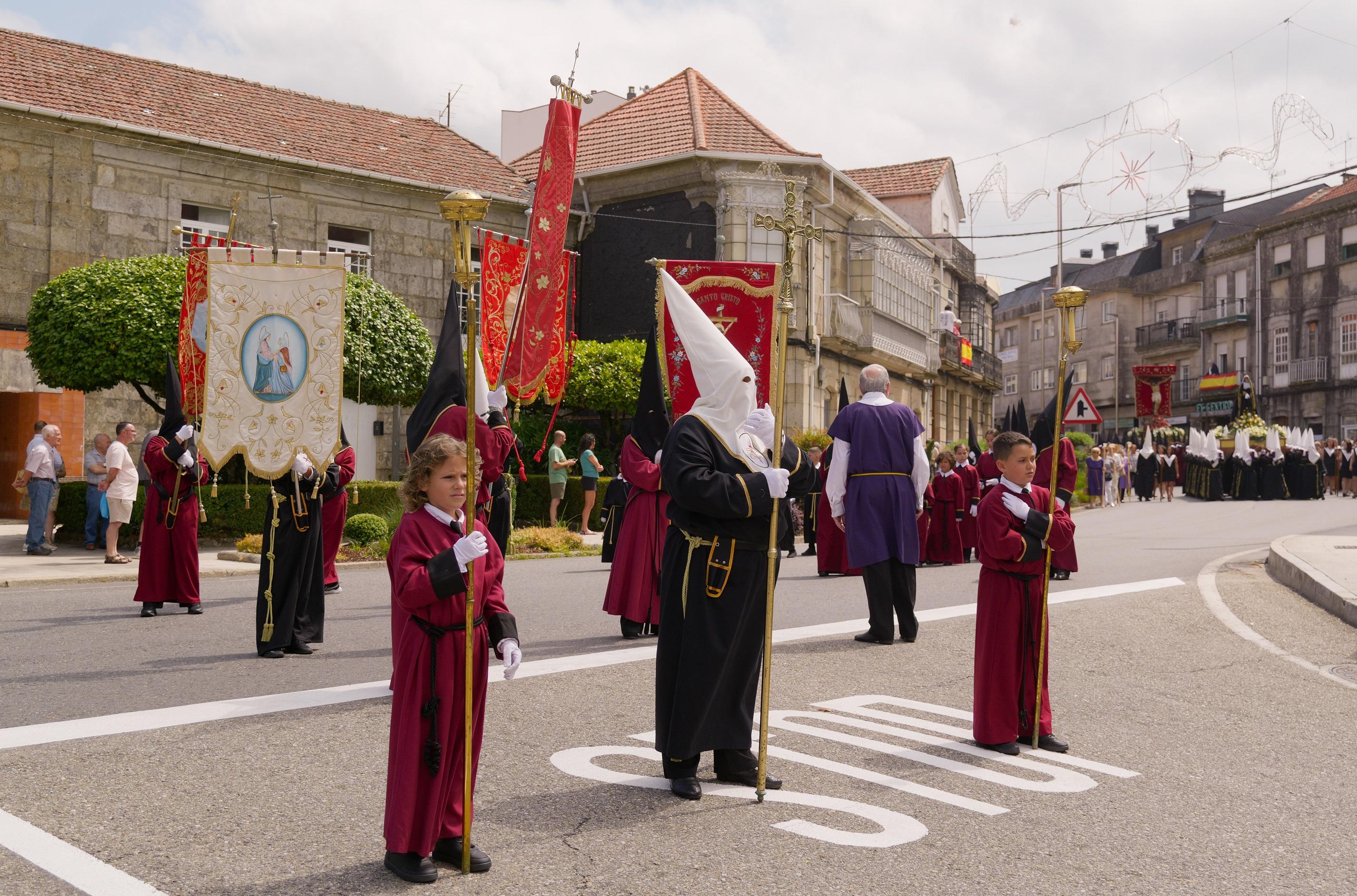 A Caniza celebra a festividade do Santísimo Cristo da Agonía