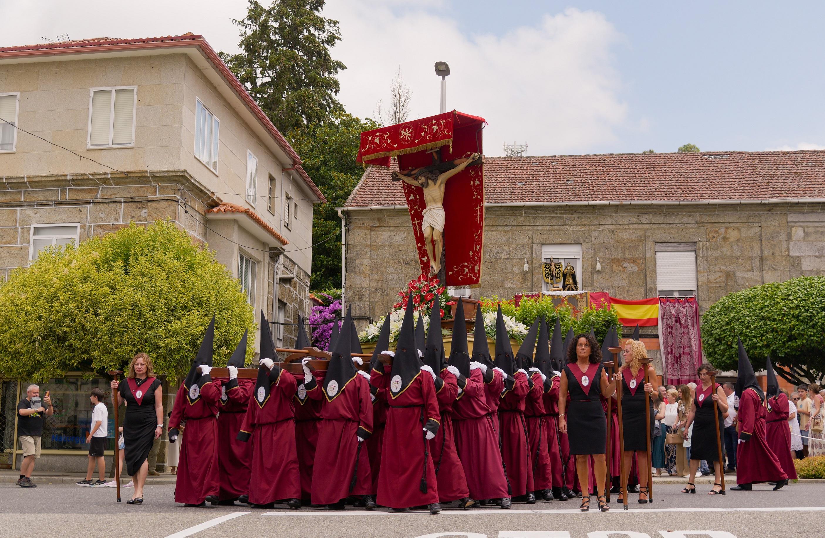 A Caniza celebra a festividade do Santísimo Cristo da Agonía