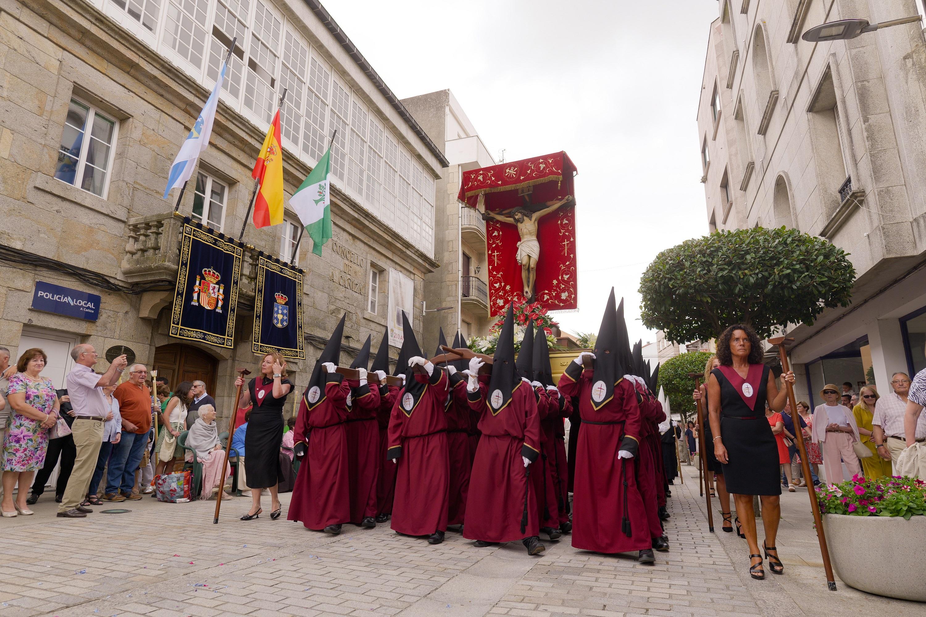 A Caniza celebra a festividade do Santísimo Cristo da Agonía