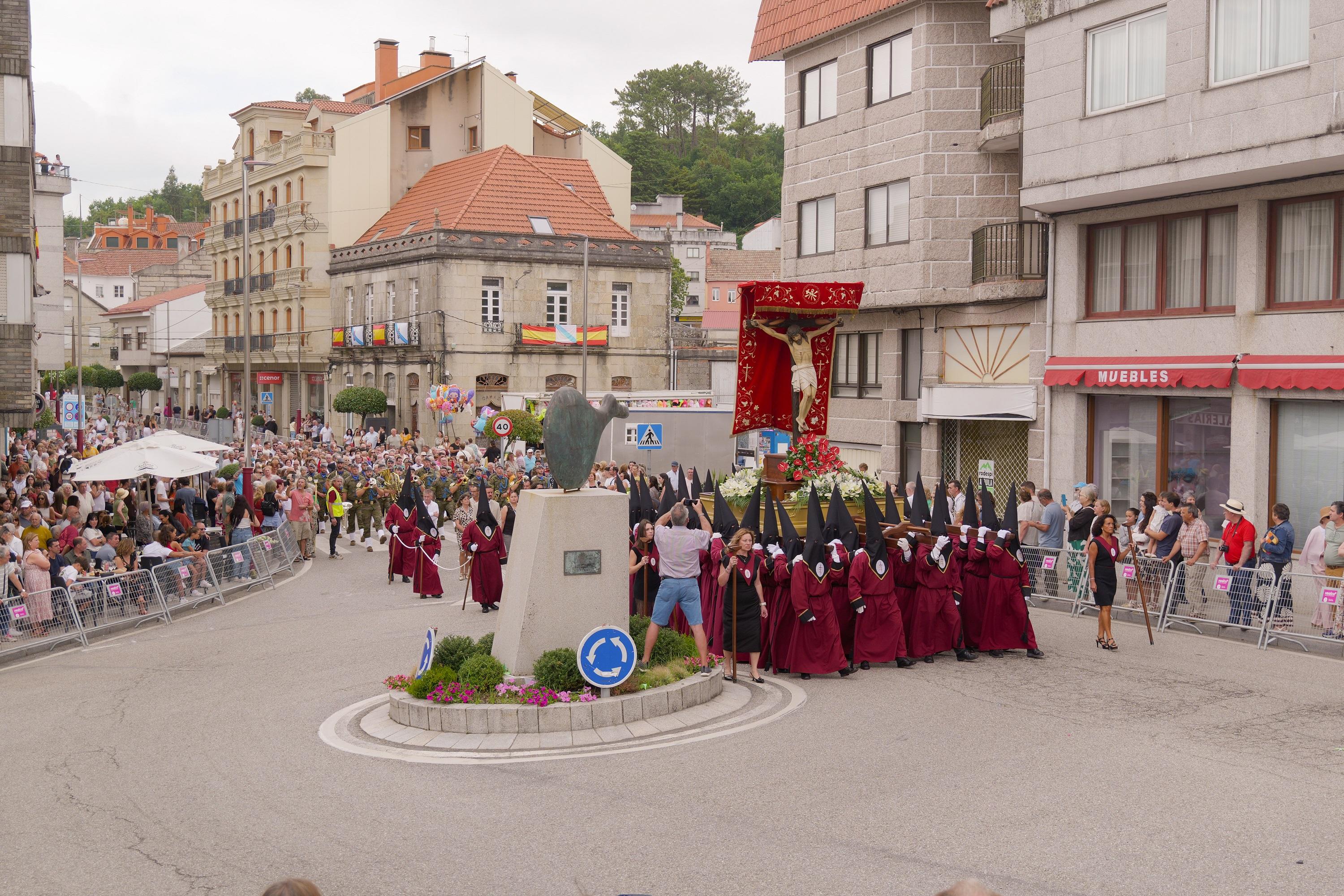 A Caniza celebra a festividade do Santísimo Cristo da Agonía