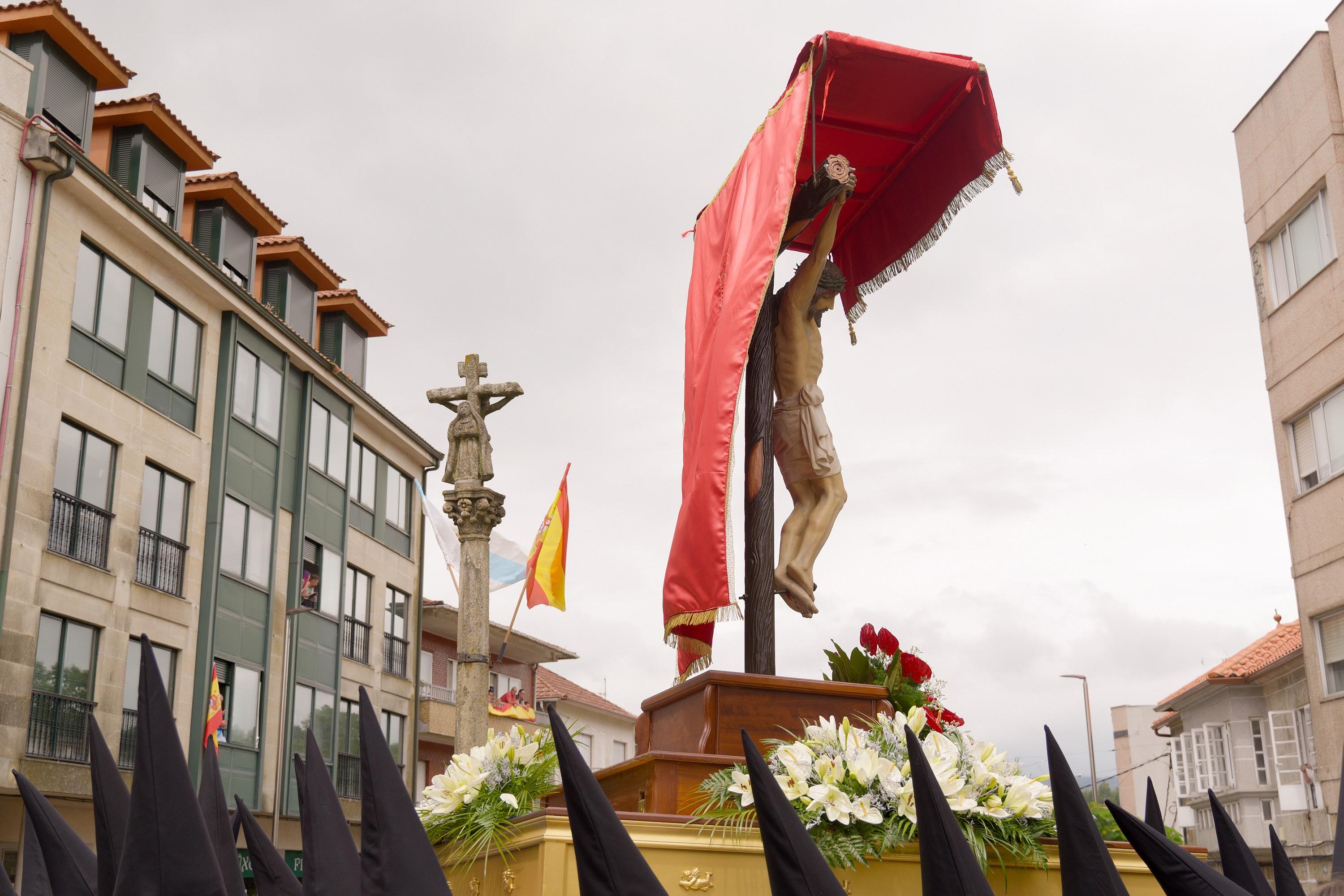 A Caniza celebra a festividade do Santísimo Cristo da Agonía