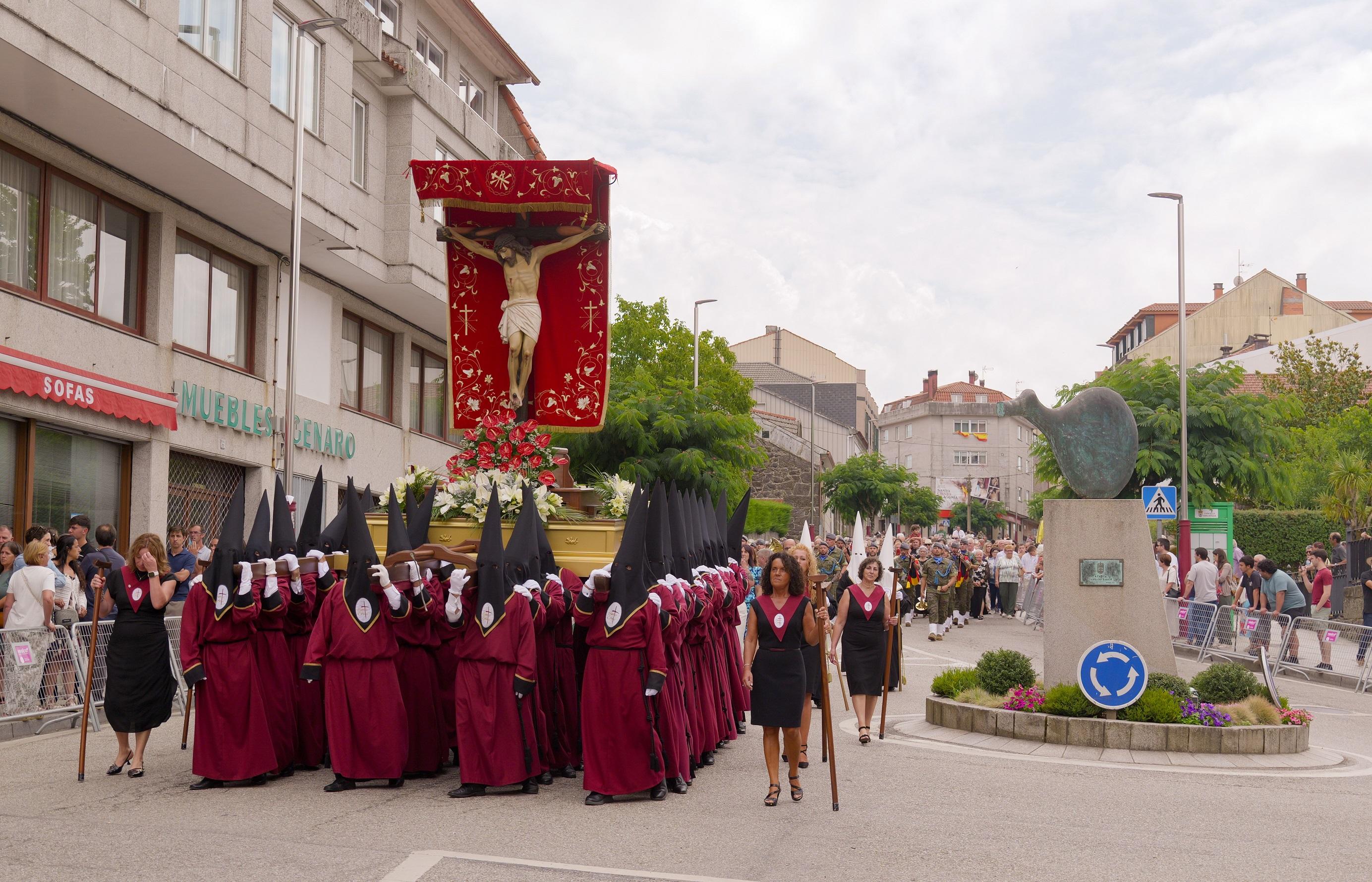 A Caniza celebra a festividade do Santísimo Cristo da Agonía