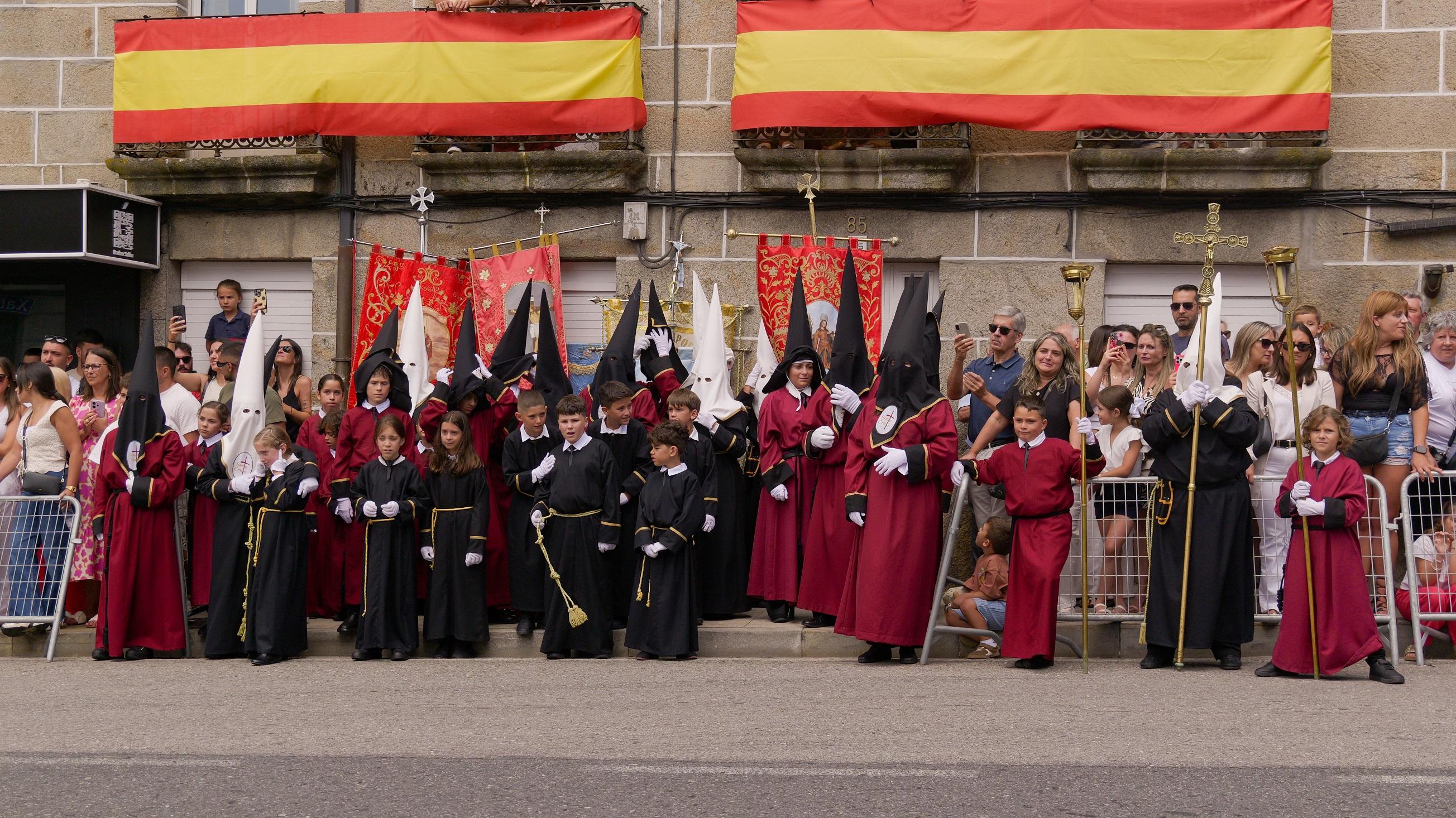 A Caniza celebra a festividade do Santísimo Cristo da Agonía