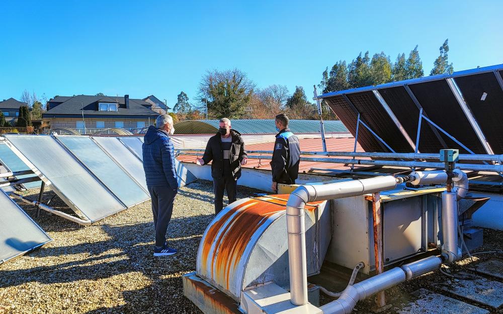 O Concello adxudica o contrato para a reforma enerxetica da piscina climatizada
