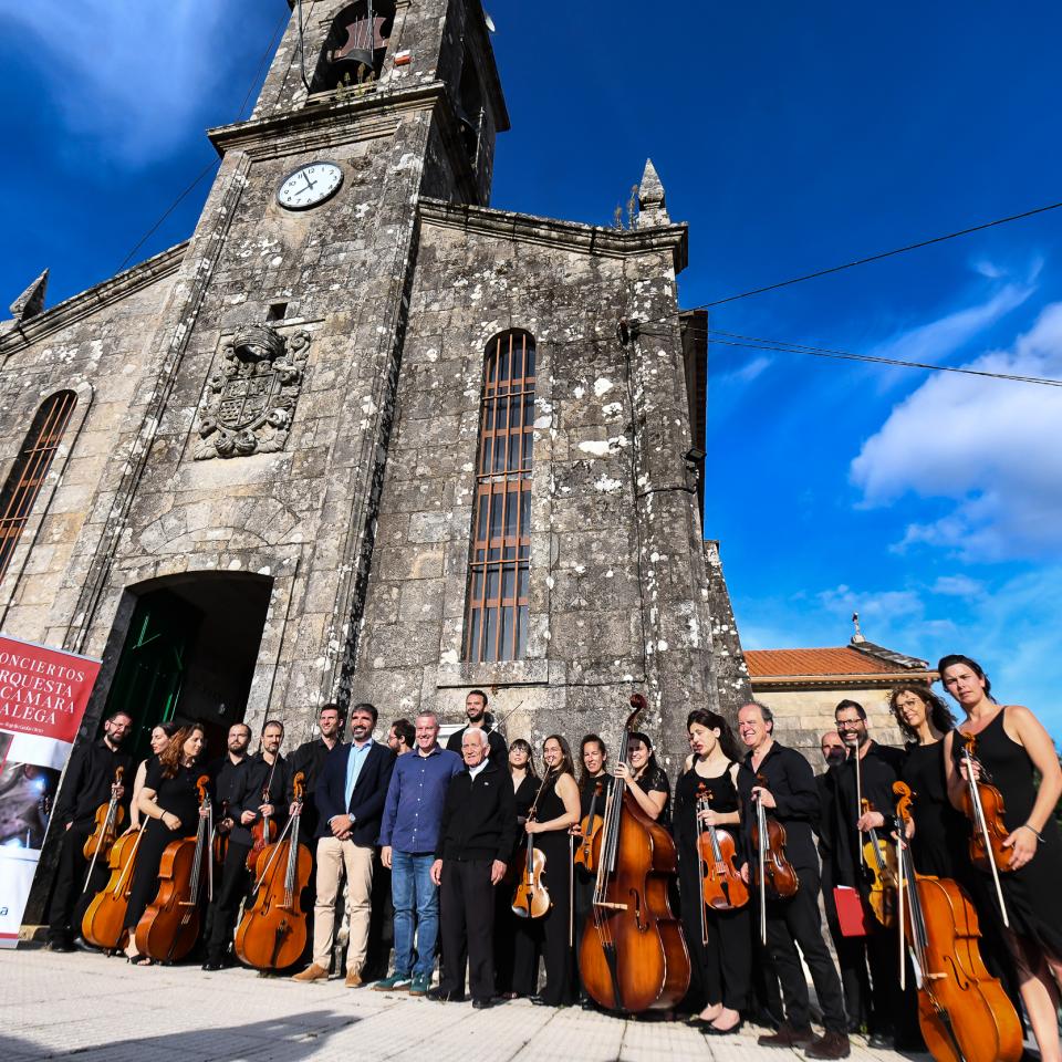 Éxito rotundo en Valeixe co concerto de música clásica celebrado o 21 de xuño a cargo da Orquestra de Cámara Galega, no marco do 40 Aniversario de REDEIA