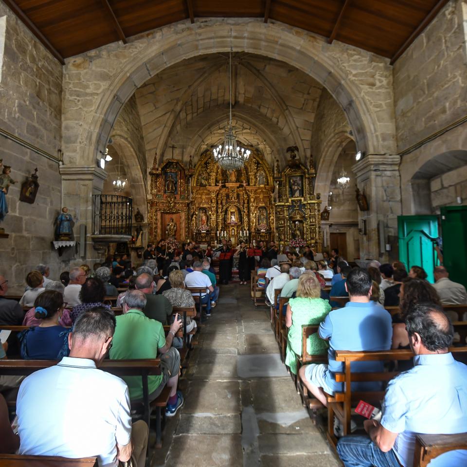 Éxito rotundo en Valeixe co concerto de música clásica celebrado o 21 de xuño a cargo da Orquestra de Cámara Galega, no marco do 40 Aniversario de REDEIA