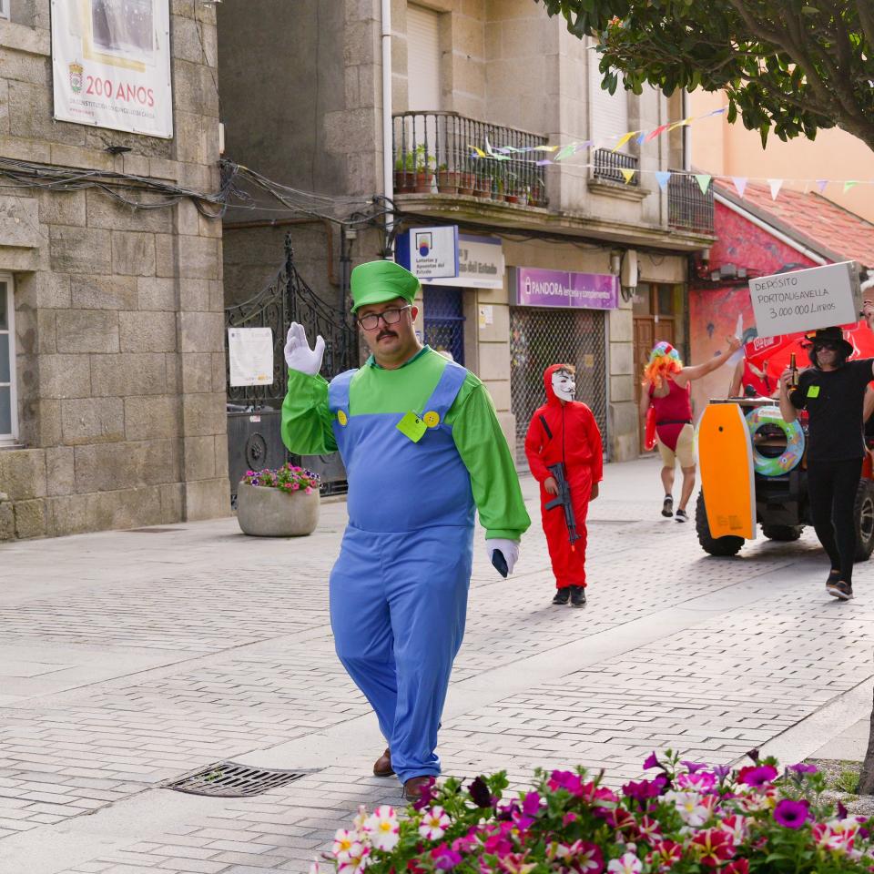 o «Entroido» da Caniza consolídase como unha das grandes citas festivas do verán
