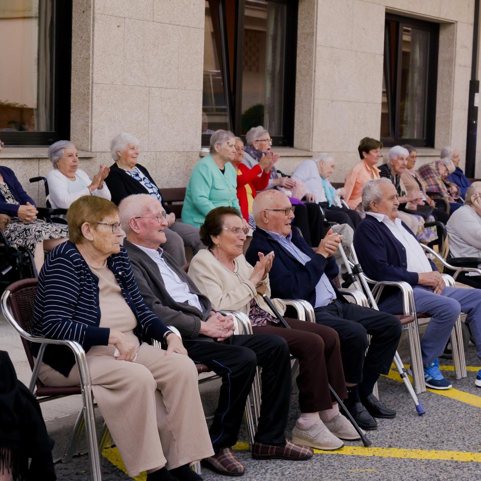 A Caniza celebra a festividade do Santísimo Cristo da Agonía
