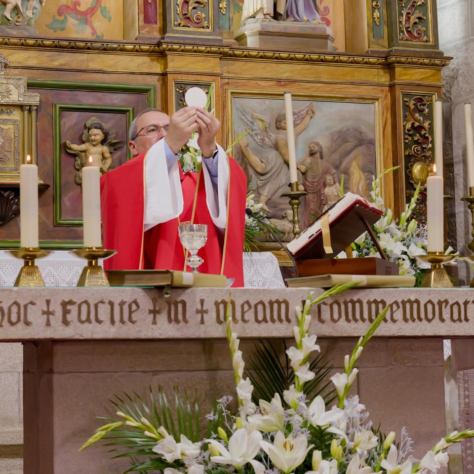 A Caniza celebra a festividade do Santísimo Cristo da Agonía