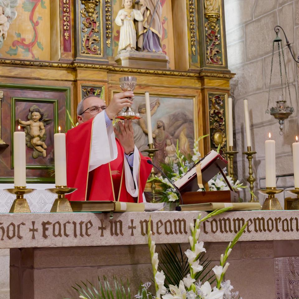 A Caniza celebra a festividade do Santísimo Cristo da Agonía