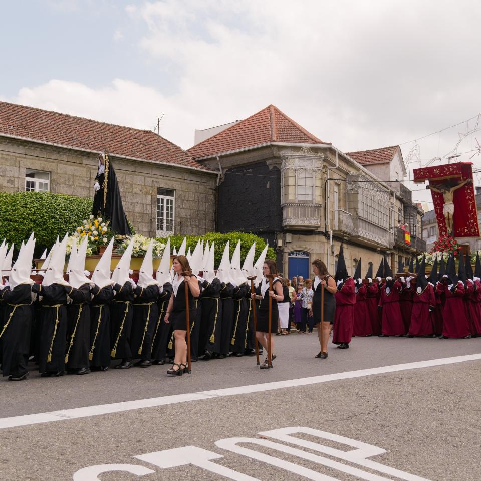 A Caniza celebra a festividade do Santísimo Cristo da Agonía
