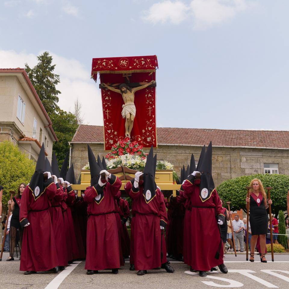 A Caniza celebra a festividade do Santísimo Cristo da Agonía
