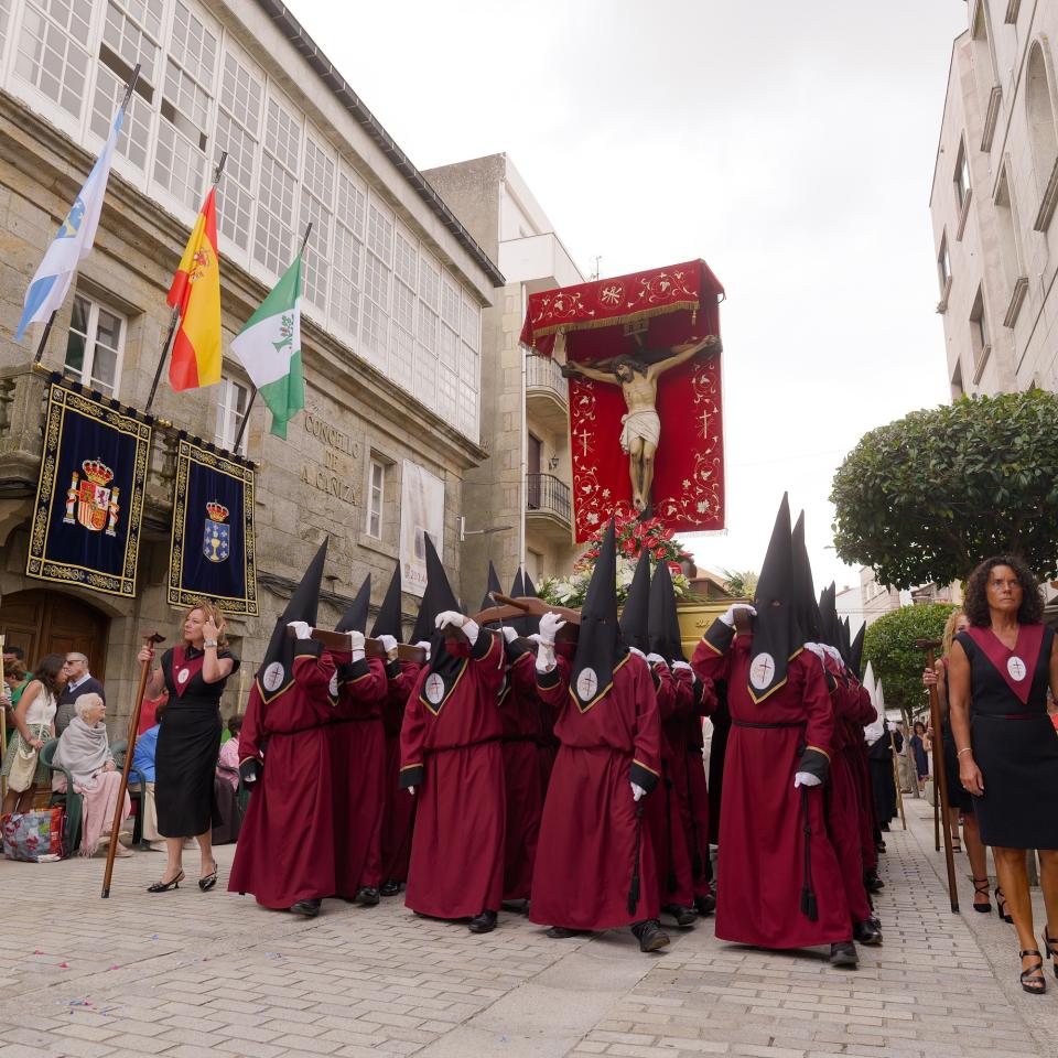 A Caniza celebra a festividade do Santísimo Cristo da Agonía