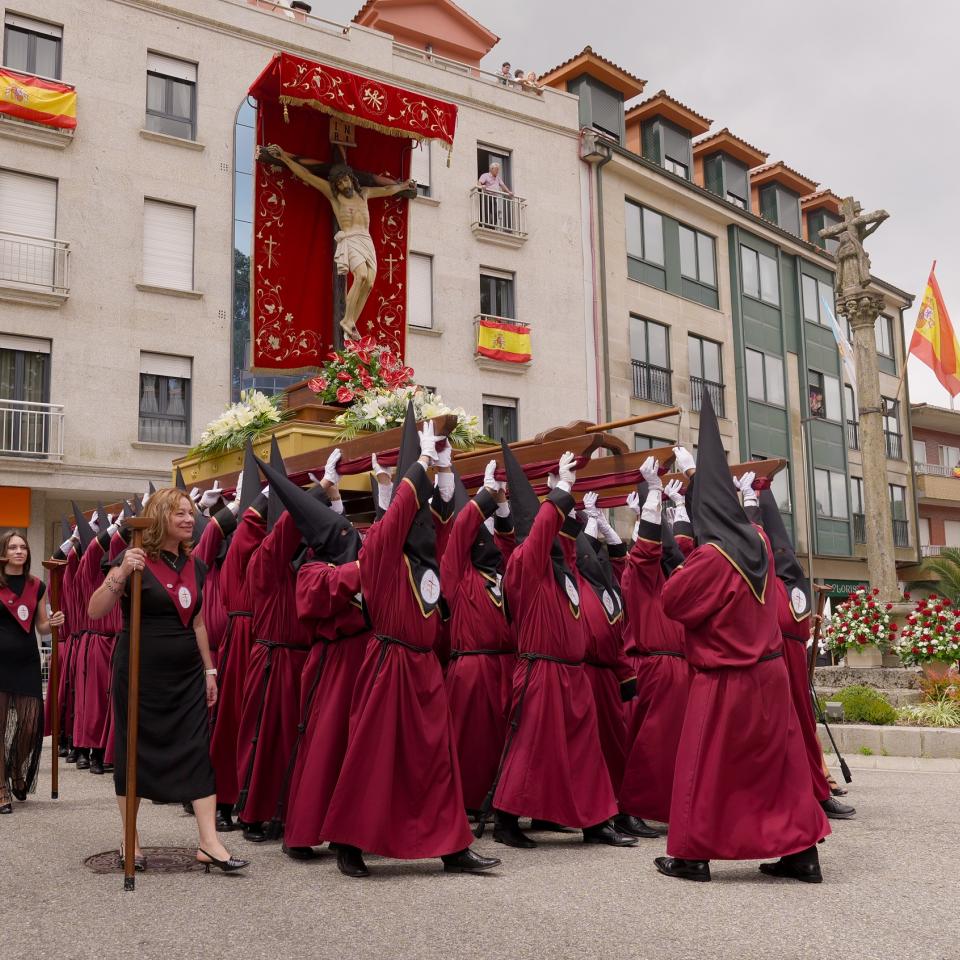 A Caniza celebra a festividade do Santísimo Cristo da Agonía