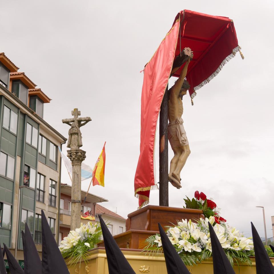 A Caniza celebra a festividade do Santísimo Cristo da Agonía