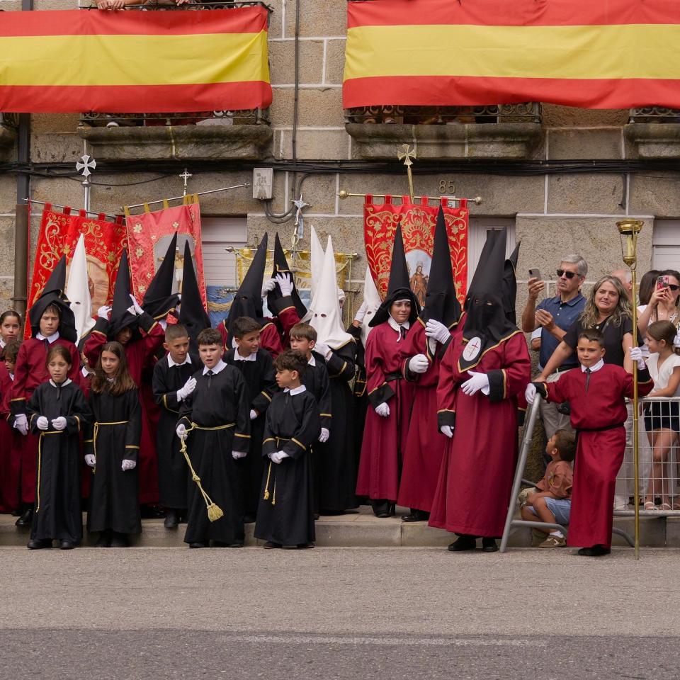 A Caniza celebra a festividade do Santísimo Cristo da Agonía