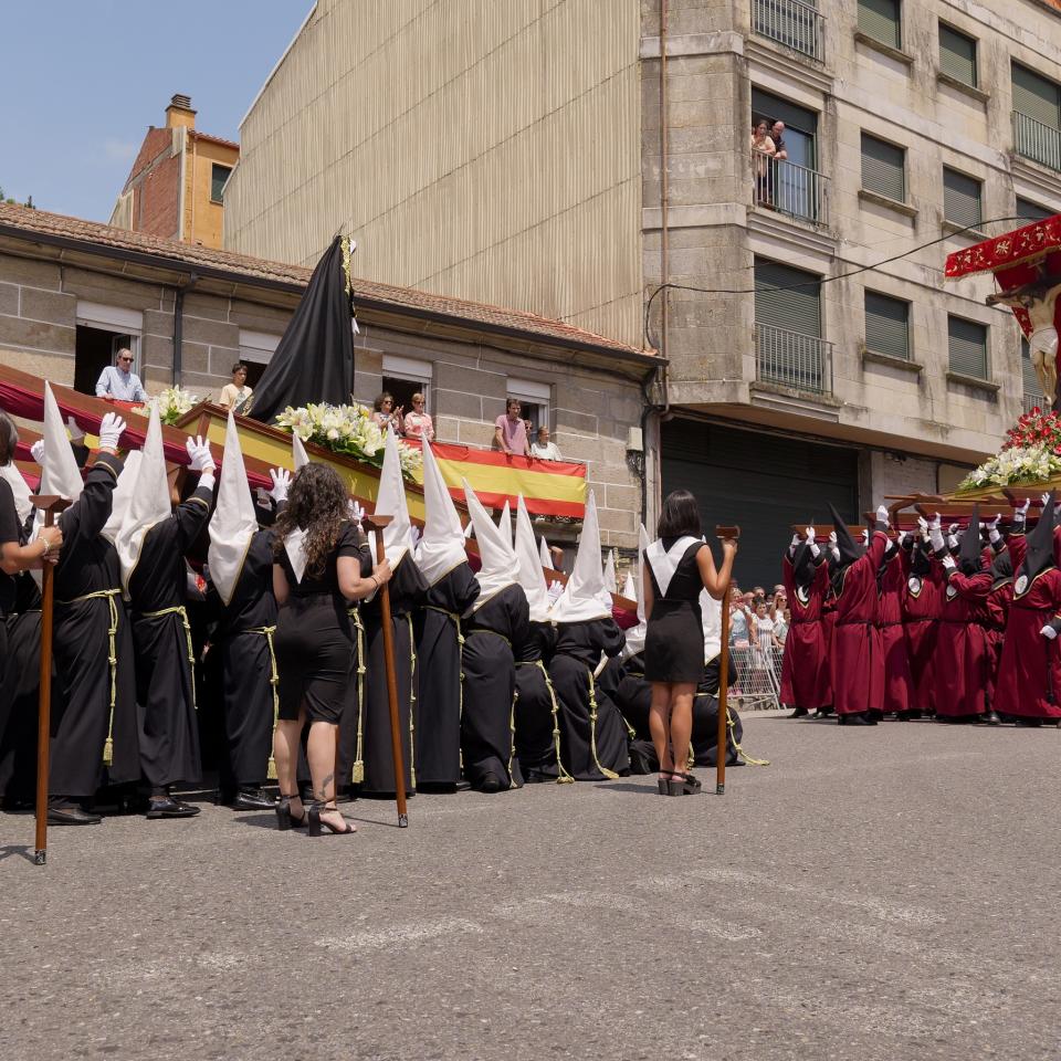 A Caniza celebra a festividade do Santísimo Cristo da Agonía