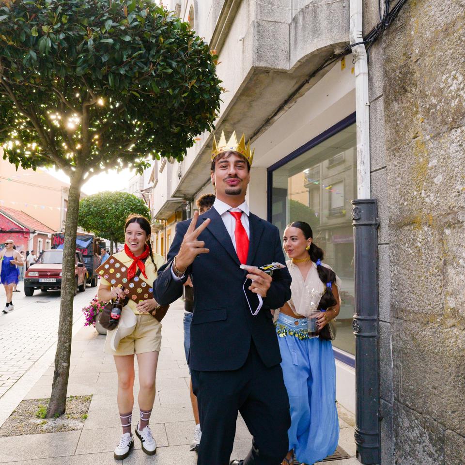o «Entroido» da Caniza consolídase como unha das grandes citas festivas do verán