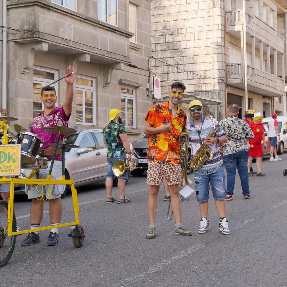 o «Entroido» da Caniza consolídase como unha das grandes citas festivas do verán