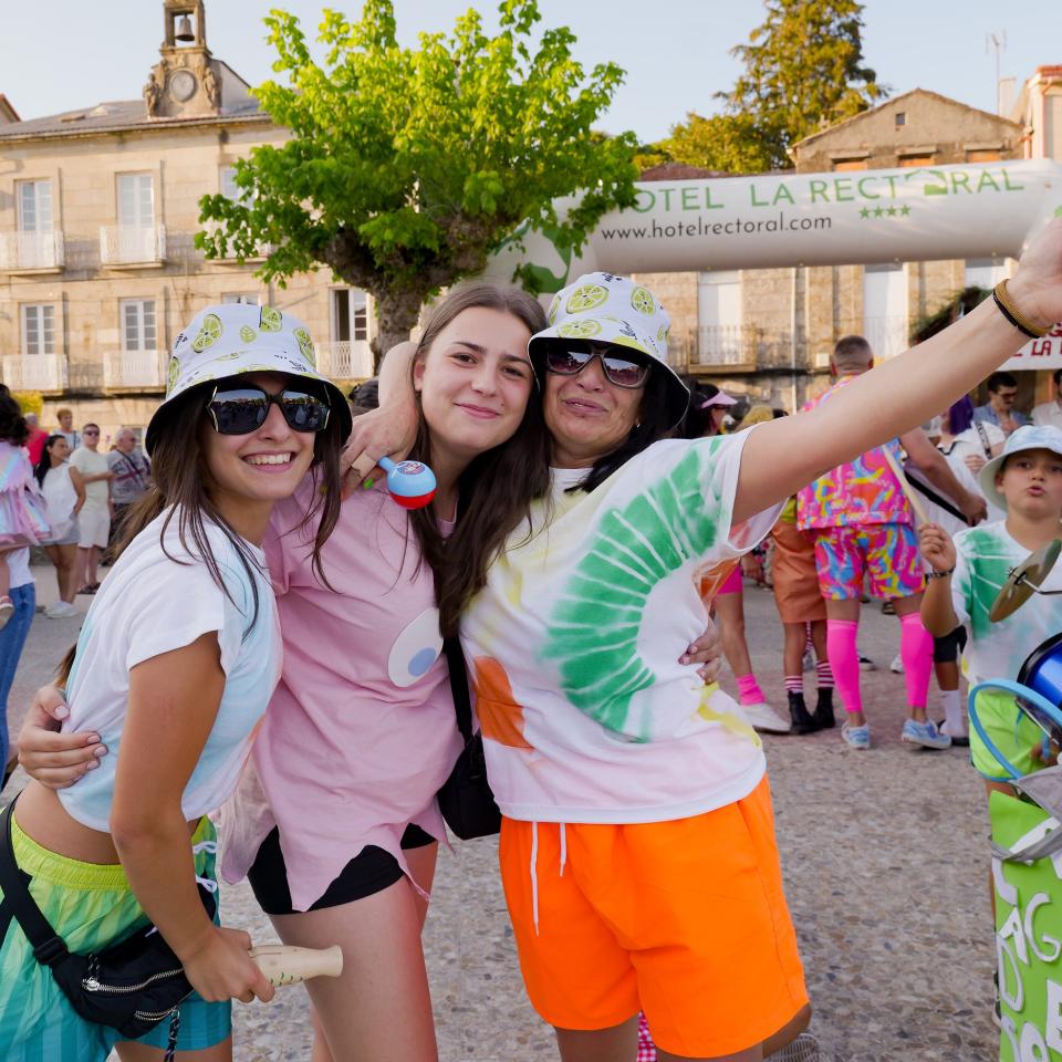o «Entroido» da Caniza consolídase como unha das grandes citas festivas do verán