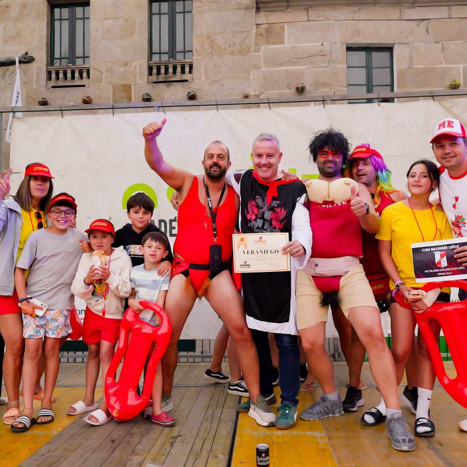 o «Entroido» da Caniza consolídase como unha das grandes citas festivas do verán