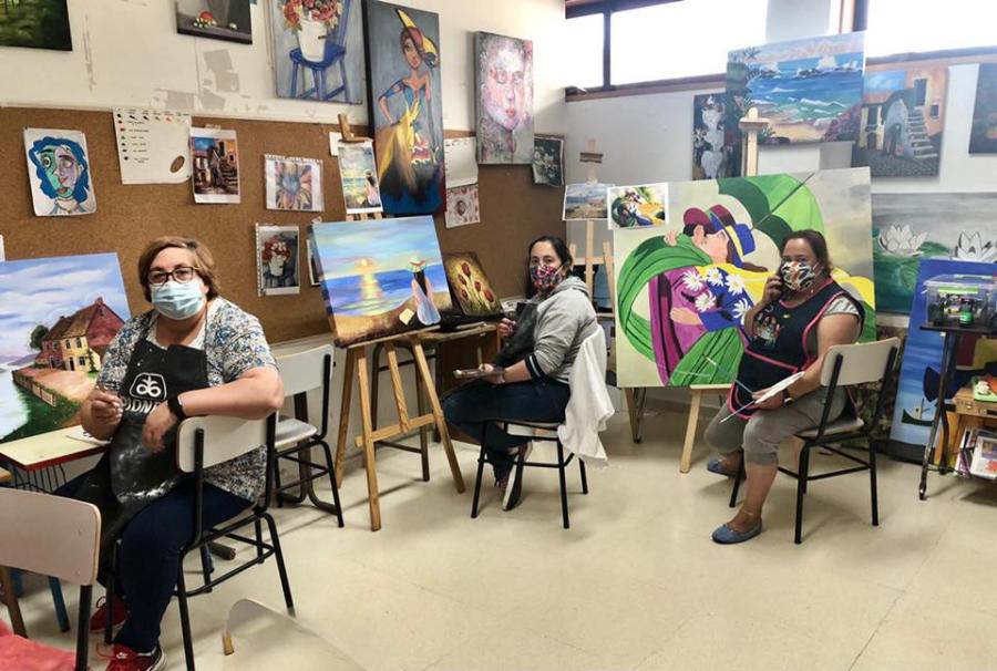 Exposición de pintura a cargo das alumnas de Eva Dominguez do 1 ao 5 de agosto de 2022 na Casa do Concello